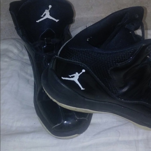 10.5 Jordan’s For Sale - Picture 2 of 3